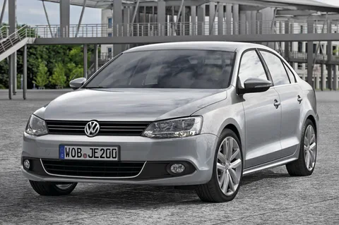 Volkswagen Jetta 1.2 TSI BMT Easyline 2011 view 8