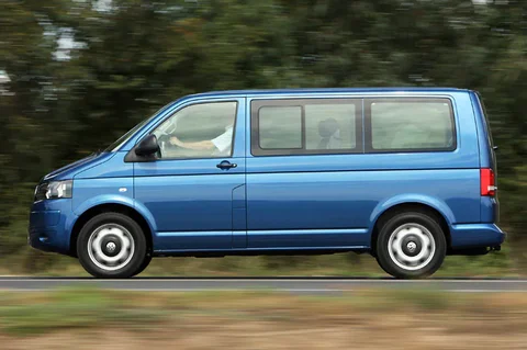 Volkswagen Multivan L1H1 2.0 Comfortline 2010 view 2