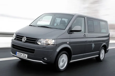 Volkswagen Multivan L1H1 2.0 Comfortline 2010 view 3