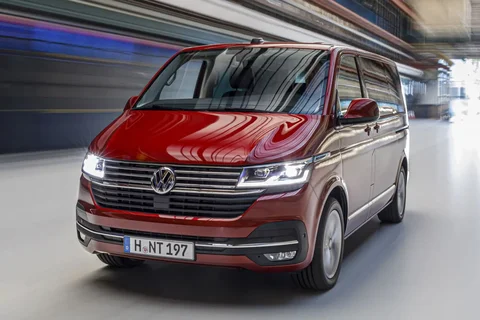 Volkswagen Multivan L1H1 2.0 TDI 204hp Highline 2021 view 8
