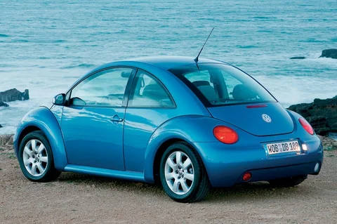Volkswagen New Beetle 1.4 2003 view 2