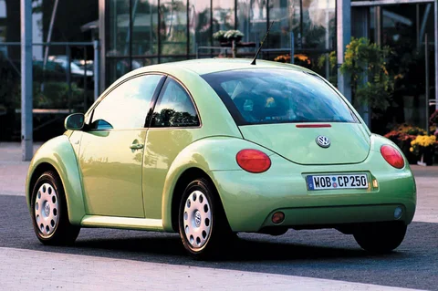 Volkswagen New Beetle 1.4 2003 view 3