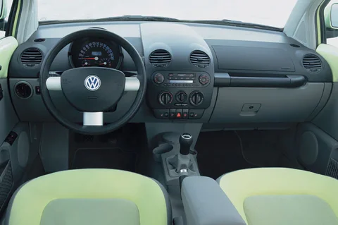 Volkswagen New Beetle 1.4 2003 view 9