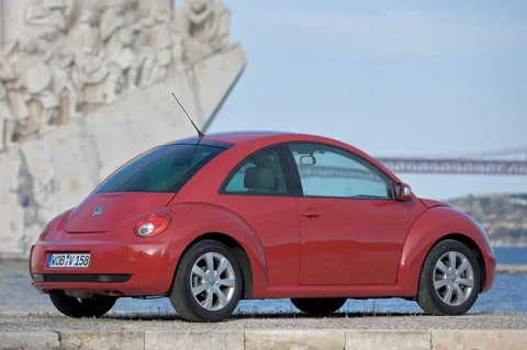 Volkswagen New Beetle Coupé 1.6 Trendline 2005 view 7