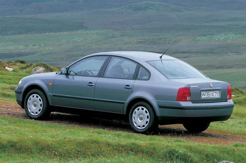 Volkswagen Passat 2.3 VR5 Syncro Highline 1998 view 5