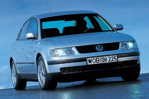 Volkswagen Passat 2.3 VR5 Syncro Highline 1998 view 6