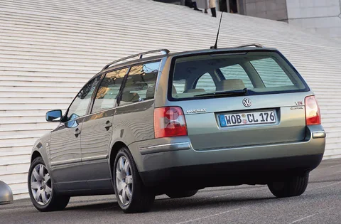 Volkswagen Passat Variant 1.6 2000 view 5