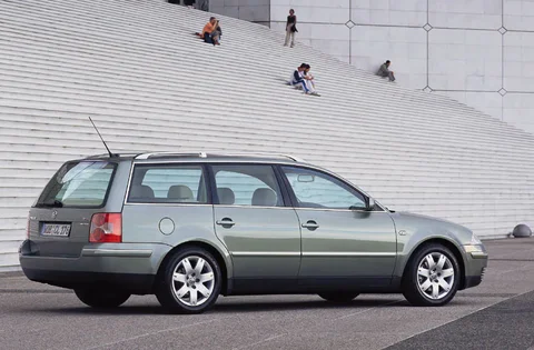 Volkswagen Passat Variant 1.6 2000 view 6