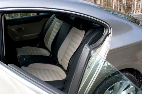 Volkswagen Passat CC 1.8 TSI 2010 view 4
