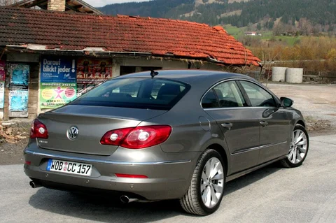 Volkswagen Passat CC 1.8 TSI 2010 view 6