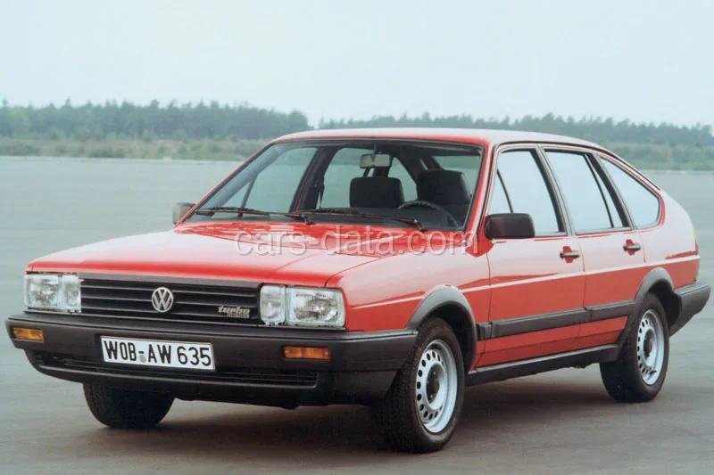 Volkswagen Passat 2.2 GL 1987 front view
