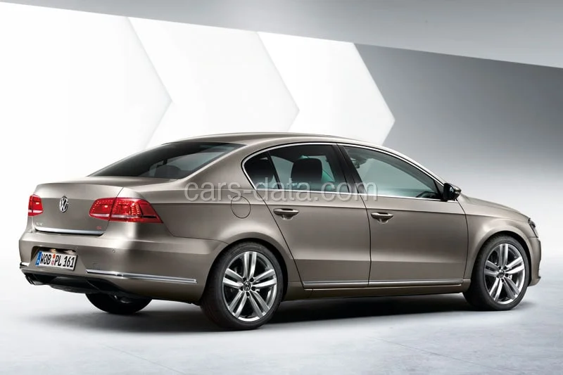 Volkswagen Passat 1.4 TSI BMT Easyline 2010 front view