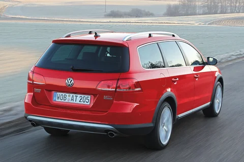 Volkswagen Passat Alltrack 1.8 TSI 2012 view 8