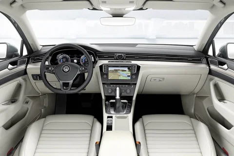 Volkswagen Passat Variant 2.0 TSI 4Motion Highline 2015 view 6
