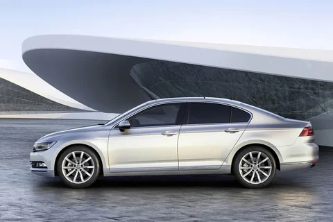 Volkswagen Passat 1.8 TSI Highline 2015 view 4
