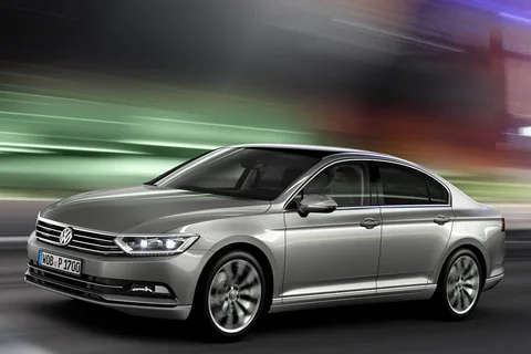 Volkswagen Passat 1.8 TSI Highline 2015 view 9