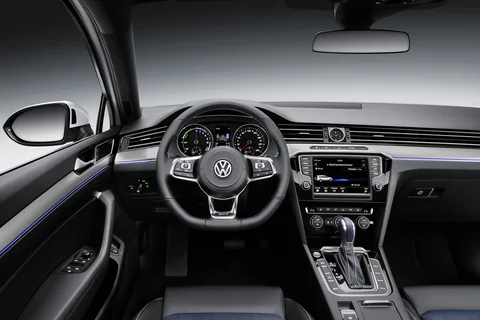 Volkswagen Passat Variant 1.4 TSI PHEV GTE 2015 view 1