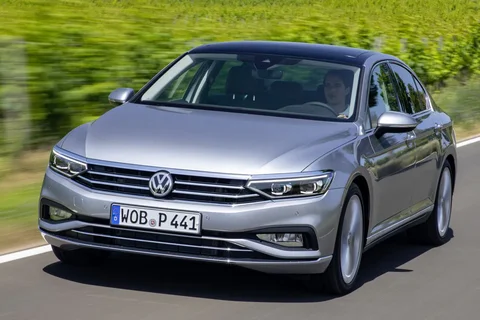 Volkswagen Passat 1.5 TSI 150hp Elegance 2019 view 2