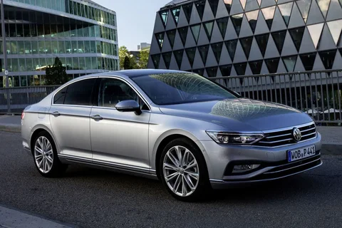 Volkswagen Passat 1.5 TSI 150hp Elegance 2019 view 8