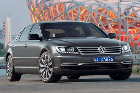 Volkswagen Phaeton 4.2 V8 4Motion 4-seater 2010 view 10