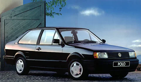 Volkswagen Polo 1990 front view