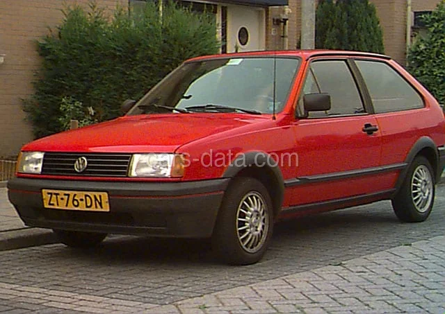 Volkswagen Polo 1.0 Fox Coupé 1990 front view