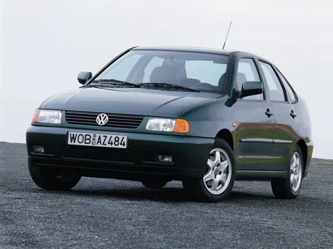 Volkswagen Polo Sedan 1.4 1996 view 4