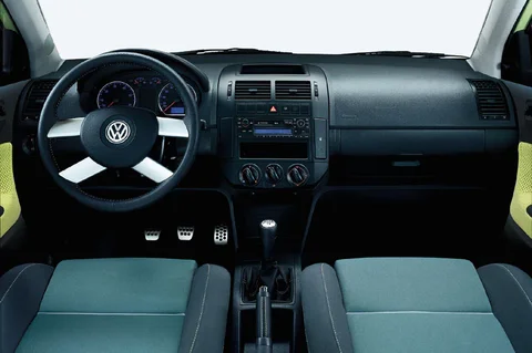 Volkswagen Polo Fun 1.9 TDI 2004 view 2