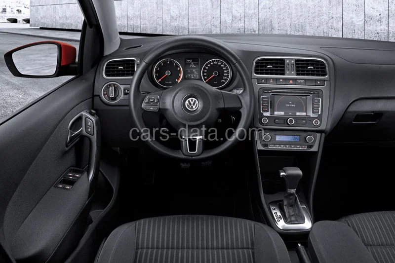 Volkswagen Polo 1.4 Trendline 2009 front view