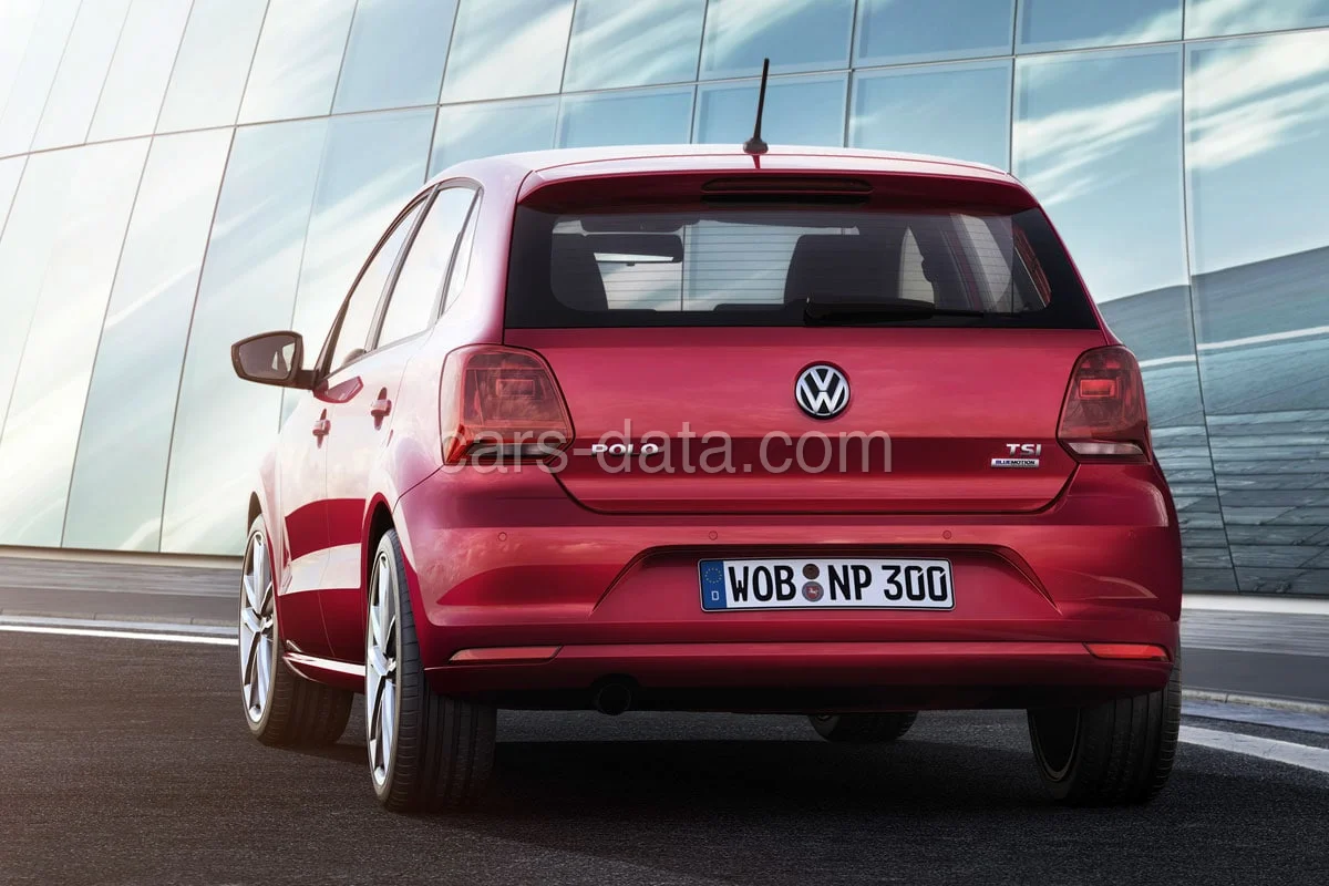Volkswagen Polo 1.0 75hp First Edition 2014 front view