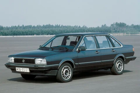 Volkswagen Santana 1.9 GL 1982 view 2