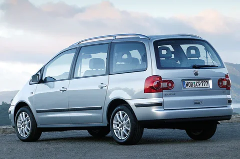 Volkswagen Sharan 2.8 V6 4Motion Highline 2000 view 2