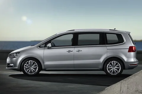 Volkswagen Sharan 2.0 TSI Highline 2011 view 2
