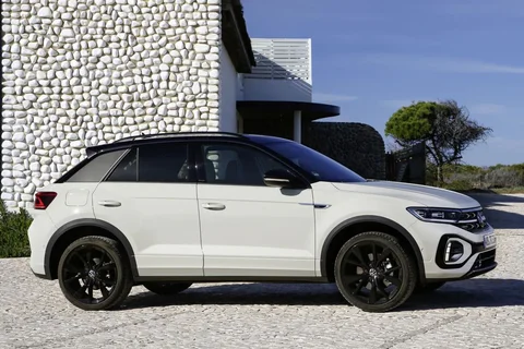 Volkswagen T-Roc 1.0 TSI 110hp 2023 view 8