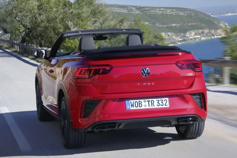 Volkswagen T-Roc Cabrio 1.5 TSI 150hp Style 2022 view 2