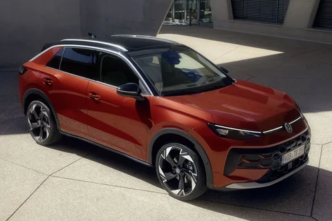 Volkswagen T-Roc 1.5 eTSI 150hp Style Edition 2025 view 4