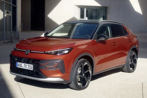 Volkswagen T-Roc 1.5 eTSI 150hp Style Edition 2025 view 8