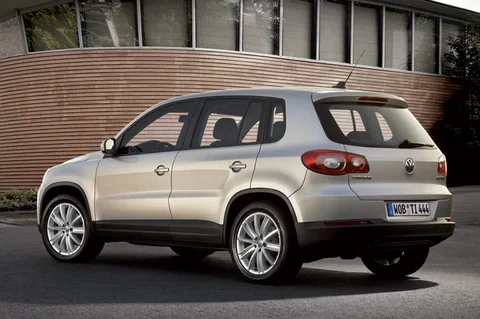 Volkswagen Tiguan 1.4 TSI 122hp BlueMotion Techn. Easyline 2010 view 2