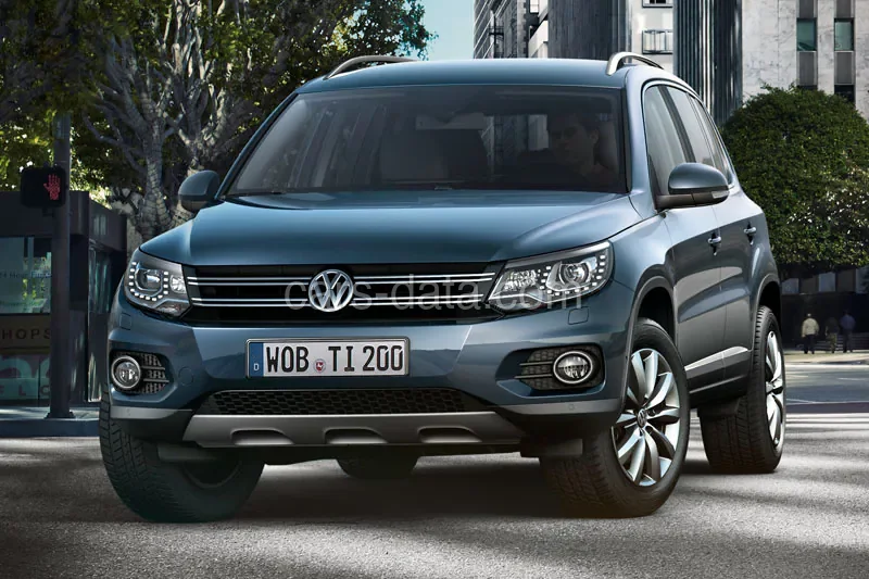 Volkswagen Tiguan 1.4 TSI 122hp BMT Easyline 2011 front view