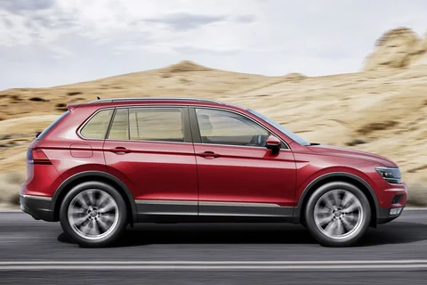 Volkswagen Tiguan 2.0 TDI 150hp Highline 2016 view 3