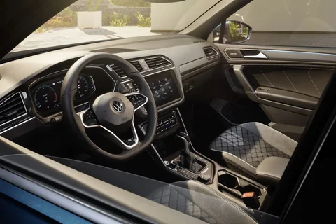 Volkswagen Tiguan 2.0 TDI 150hp 4Motion Elegance 2020 view 12