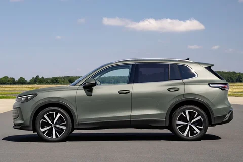 Volkswagen Tiguan 2024 front view