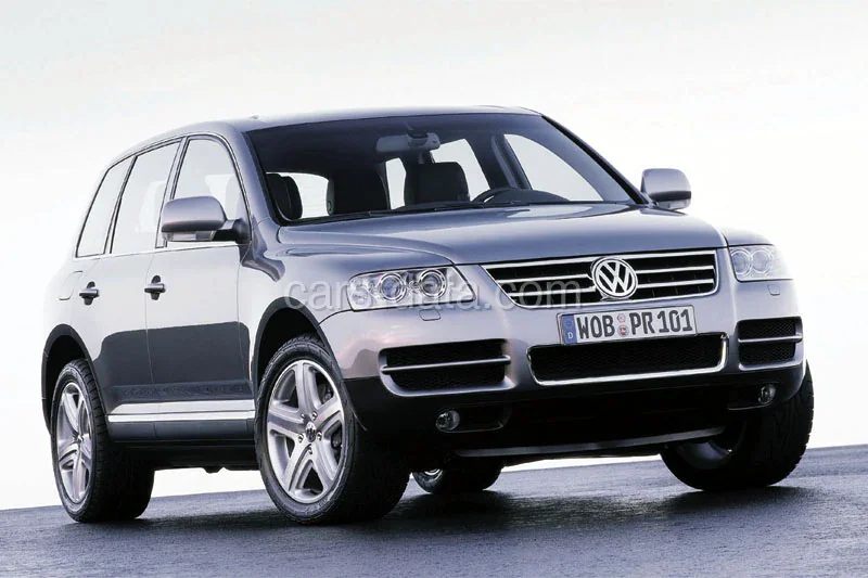 Volkswagen Touareg 4.2 V8 2003 front view