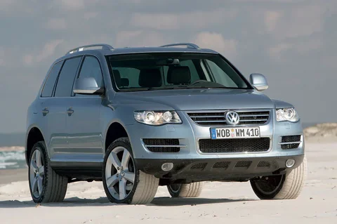 Volkswagen Touareg 6.0 W12 2008 view 5