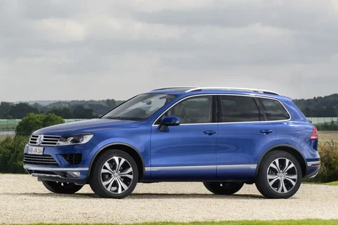 Volkswagen Touareg 3.0 V6 TDI BMT 2014 view 4