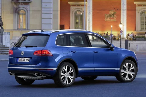 Volkswagen Touareg 3.0 V6 TDI BMT 2014 view 5