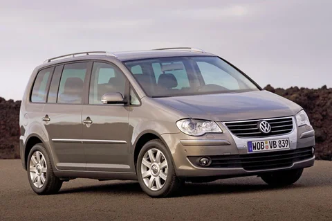 Volkswagen Touran 1.6 Optive 2008 view 8