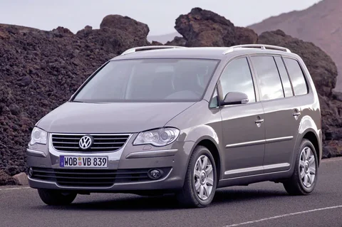 Volkswagen Touran 1.6 Optive 2008 view 9