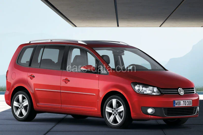 Volkswagen Touran 1.2 TSI Easyline 2010 front view