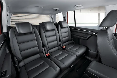 Volkswagen Touran 1.2 TSI Easyline 2010 view 6